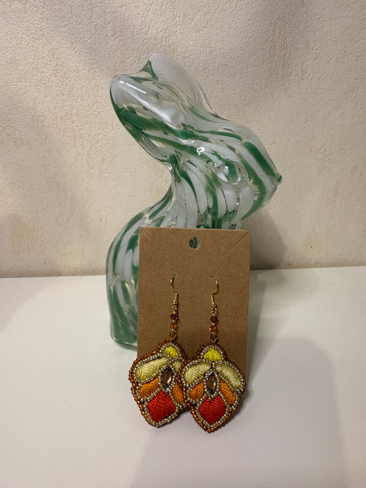 E Boucles d'oreilles fabrication artisanale