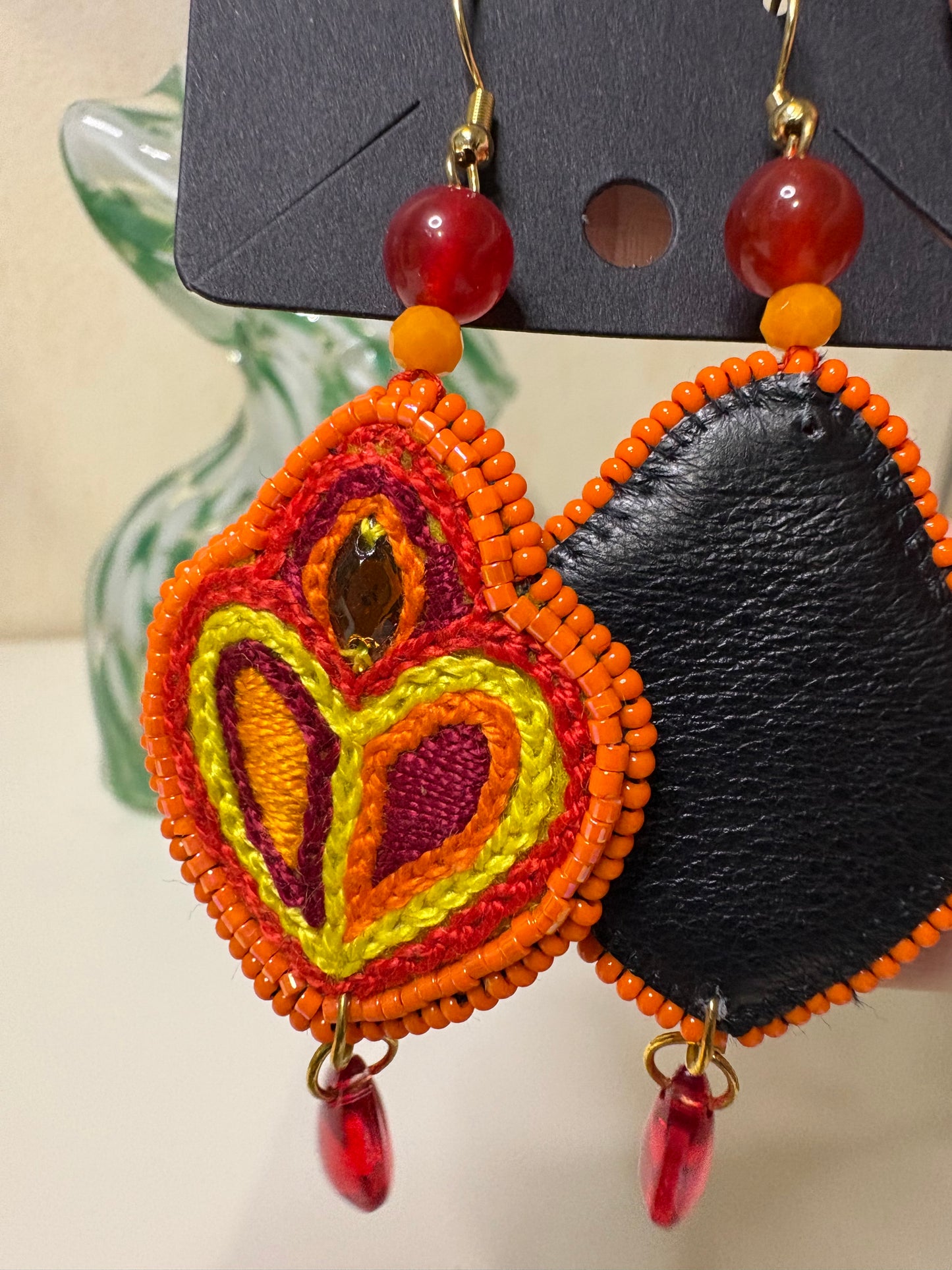 E Boucles d'oreilles fabrication artisanale