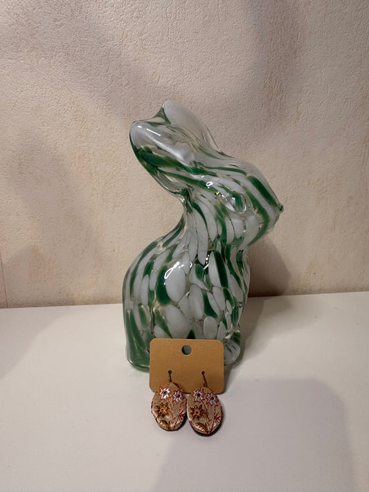 E Boucles d'oreilles fabrication artisanale