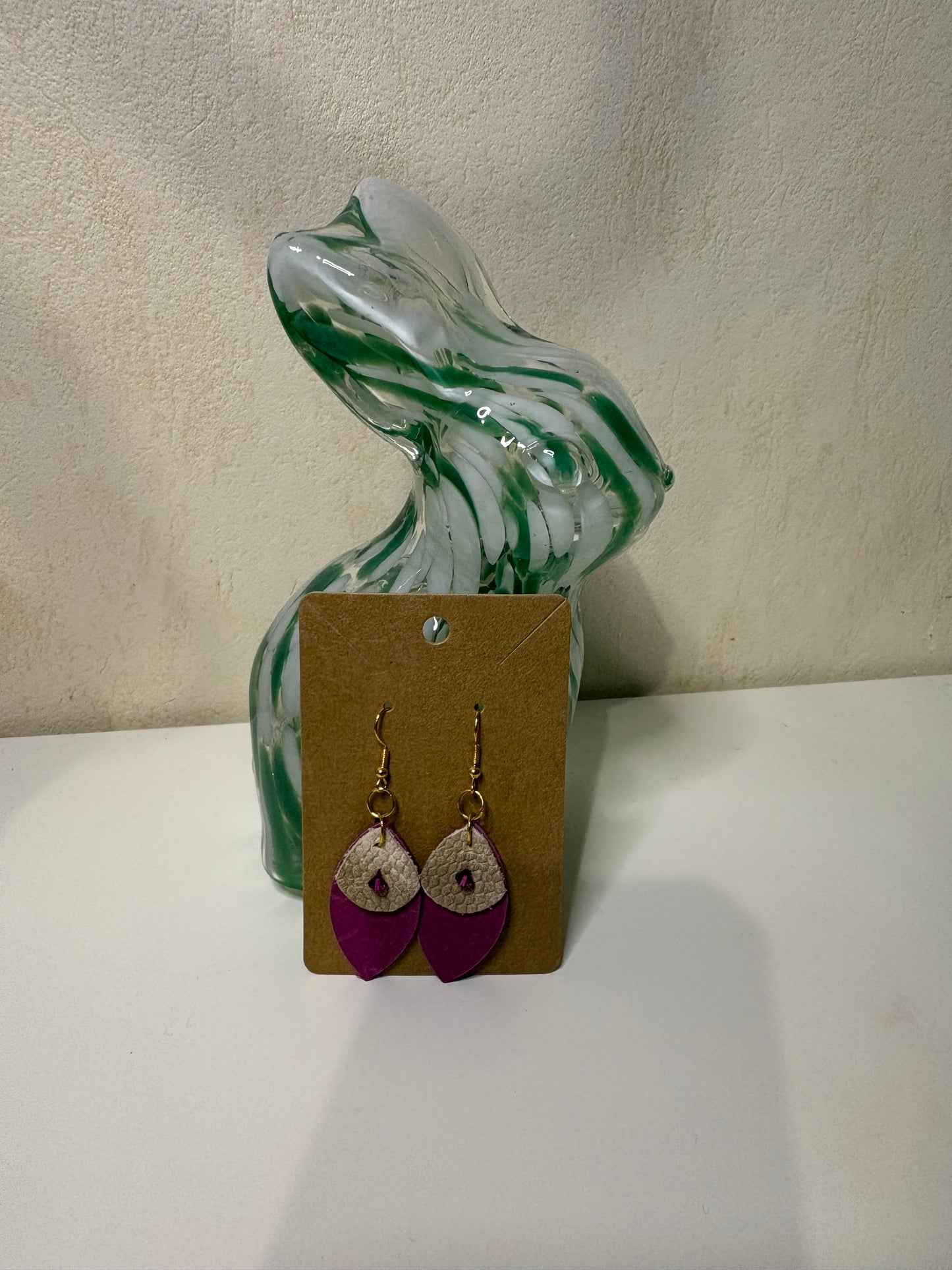 E Boucles d'oreilles fabrication artisanale